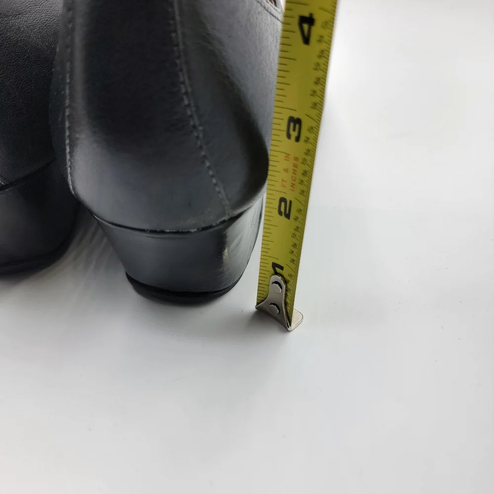 SoftSpots Black Leather Wedge Size 12M.‎ #1323